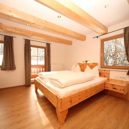 Postlehen-alm Chalet *